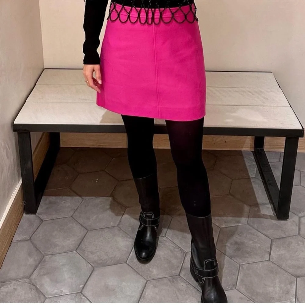 J Crew Soft Azalea Natasha Skirt in Double Serge Wool EUC Size 6